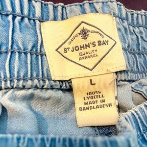 Linen capris